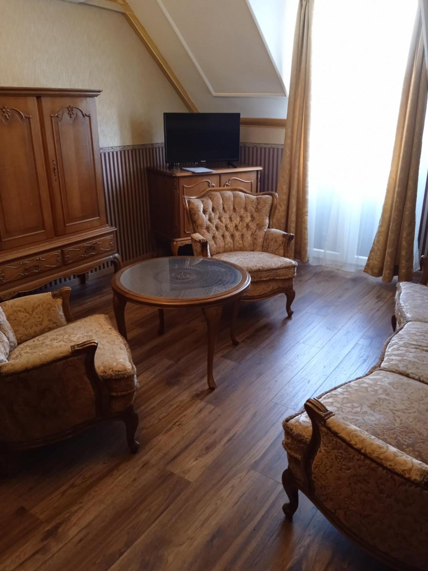 Siesta Club Apartman Harkány Buitenkant foto