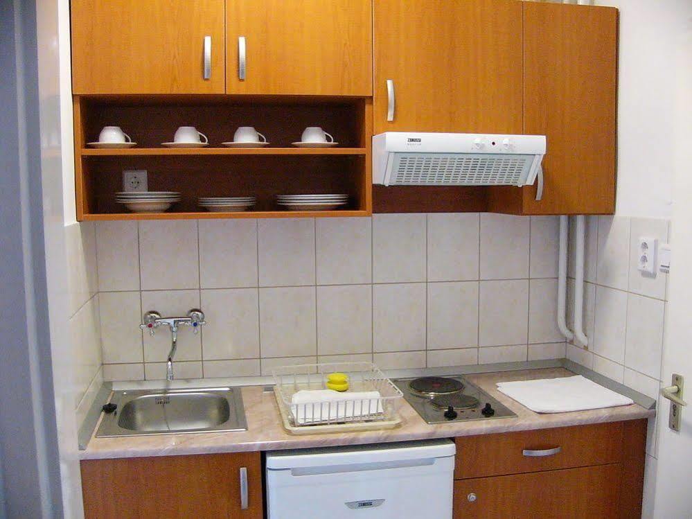 Siesta Club Apartman Harkány Buitenkant foto
