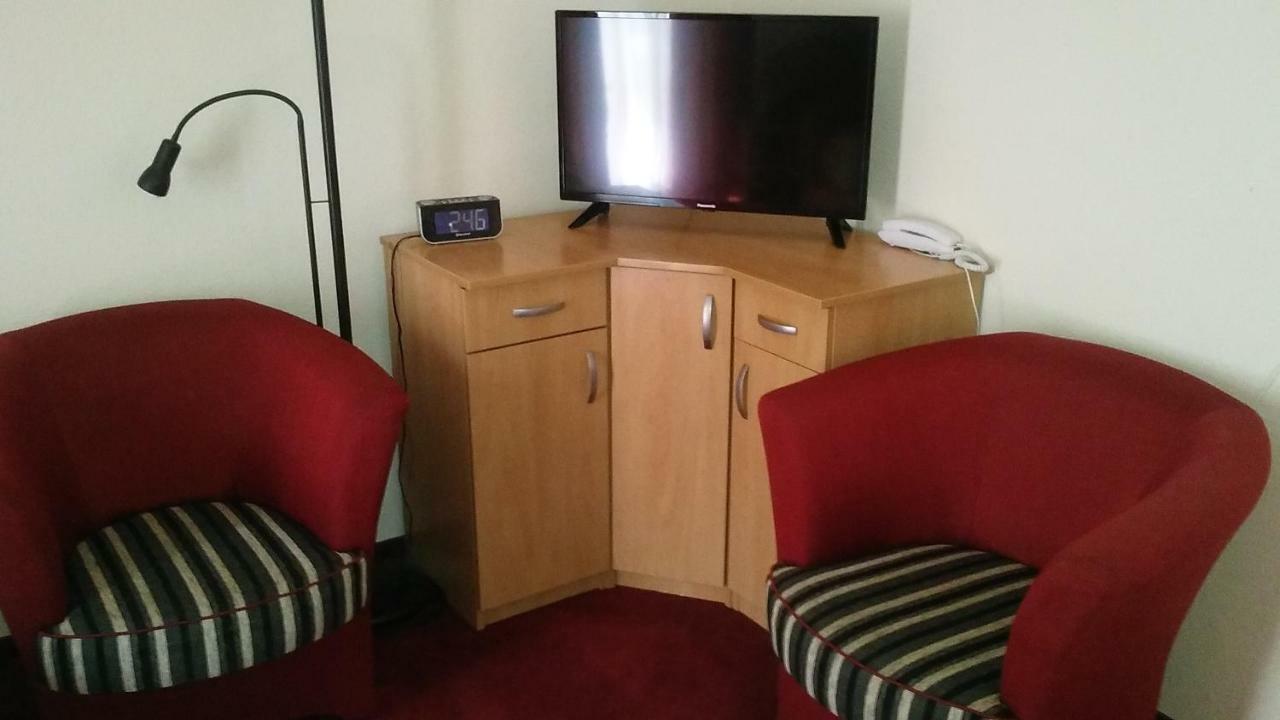 Siesta Club Apartman Harkány Buitenkant foto